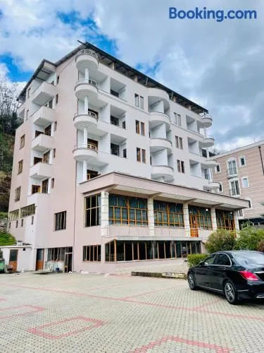 Hotel Alpin Llixhat Peshkopi - Image 1