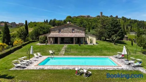 PODERE SAN LORENZO 12, Emma Villas - Image 1