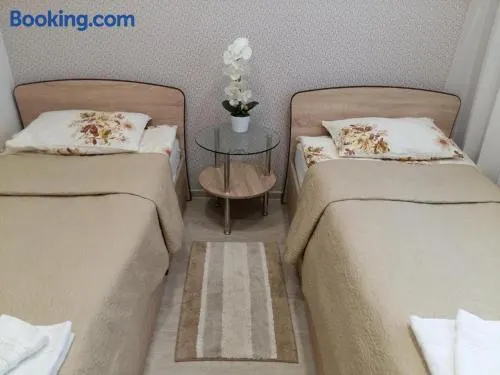 Apartment with private entrance - Image 1