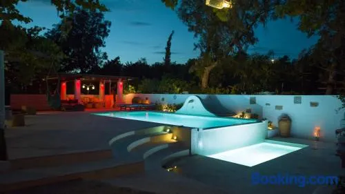 Oliveyard Stone Built House- with pool non chlorin - Image 1