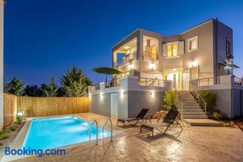 Emma Hills Villa - Image 1