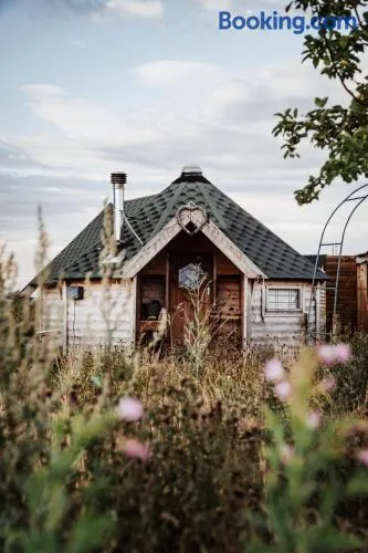 Hatters Meadows Glamping - Image 1