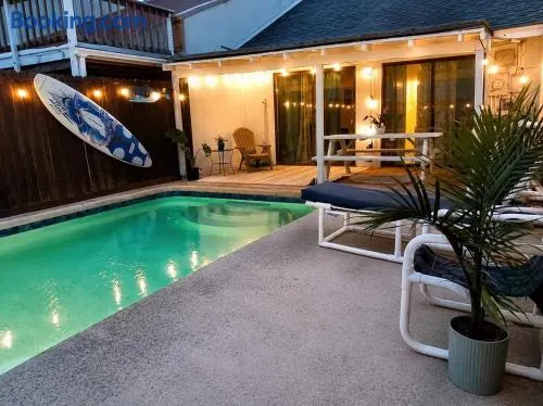 Private Pool BBQ Steps to Beach home - Image 1