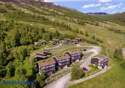 Fjellleilighet med drømmeutsikt - Image 1