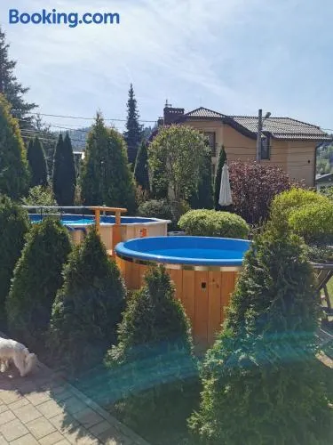 Wieczorek Pokoje Gościnne Całoroczne jacuzzi ogrodowe - Image 1