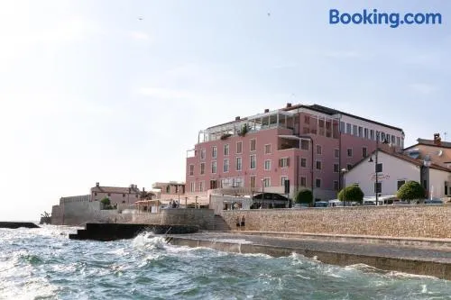 Rotonda Inn Novigrad - Image 1
