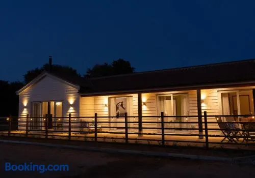 Black Horse Barn - Image 1