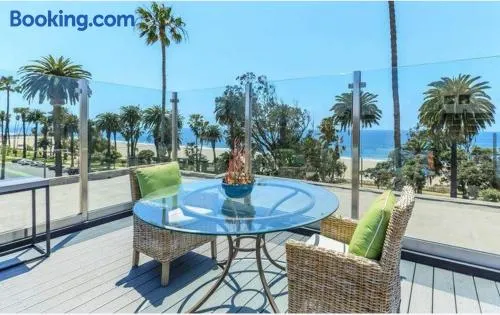 The Orchid-Beachfront Bliss Spacious 2BR Apt In Santa Monica - Image 1
