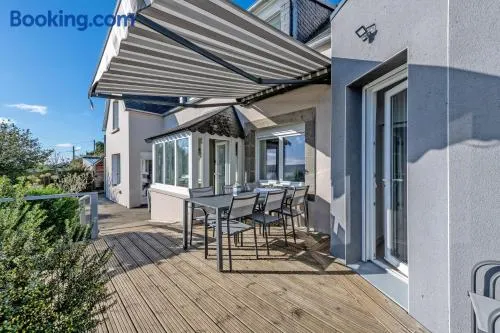 Grande Maison Familiale - vue mer - Image 1