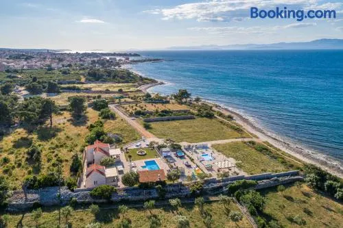 Villa Mis - Image 1