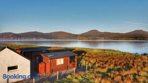 Harlosh Log Cabins - Image 1