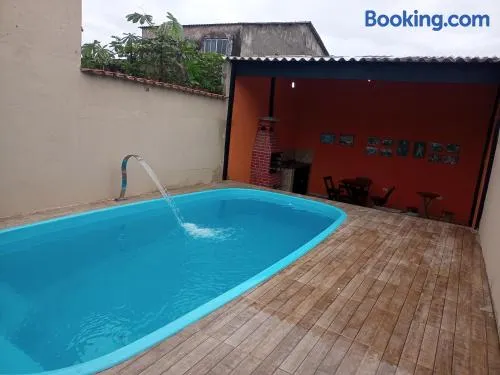 Casa com piscina em Mongaguá - Image 1