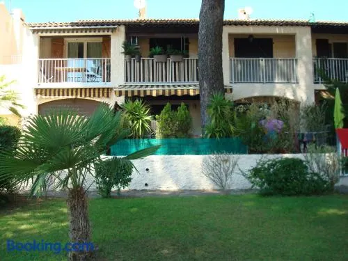 Studio MANON A2 Proximité Mer avec Terrasse et Parking - Image 1