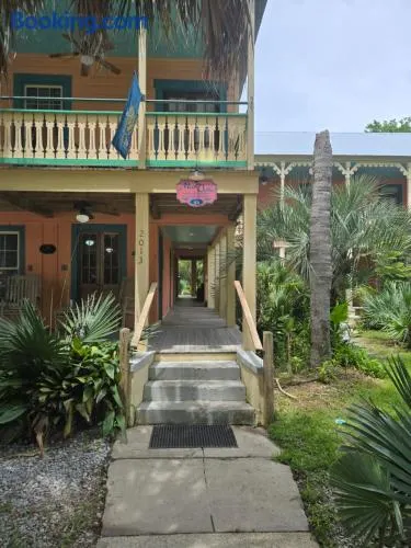 MarVilla Guest House - Image 1