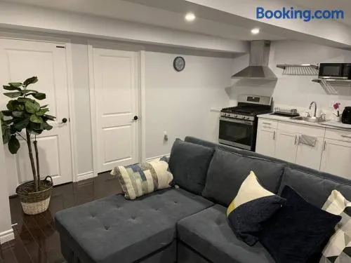 *Cozy, newly renovated, fully equipped* - Image 1