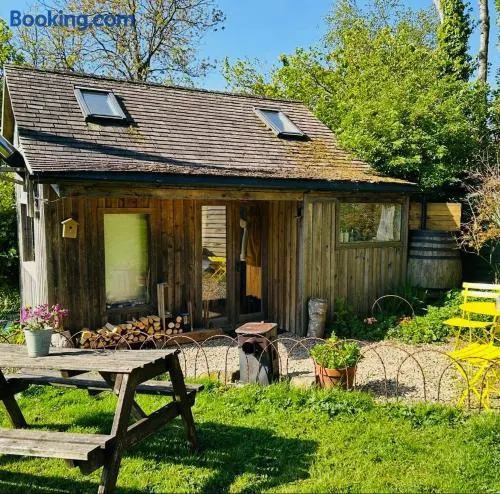 The Cabin at Shambala- now with sauna available to book! - Image 1