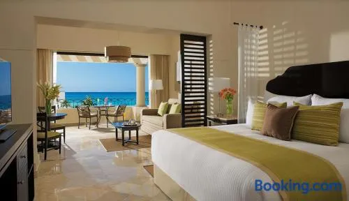 Junior Suite Ocean View Villa La Valencia - Image 1