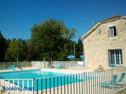 Camping Les Rives du Céou - Image 1