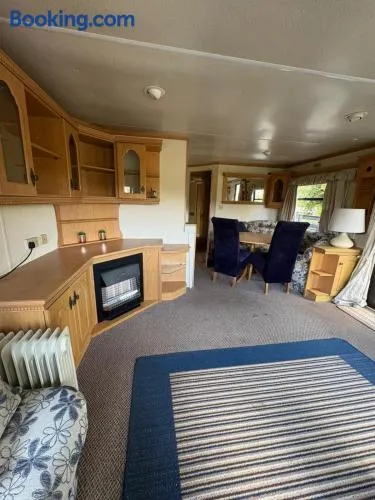 Compact Holiday Home - Image 1