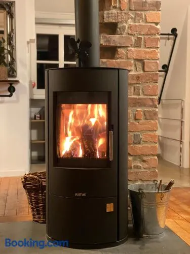 gemütliche rustikale Wohnung mit Kamin und optionalem Whirlpool - Image 1
