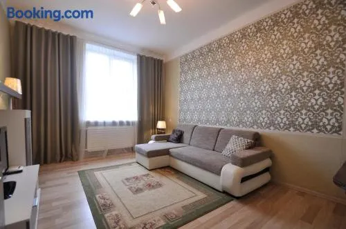 Castle View Apartment - Image 1