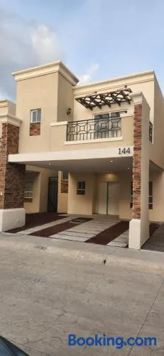 CASA NUEVA al Sur de Pachuca para descansar o trabajar sin ruido, con alberca - Image 1