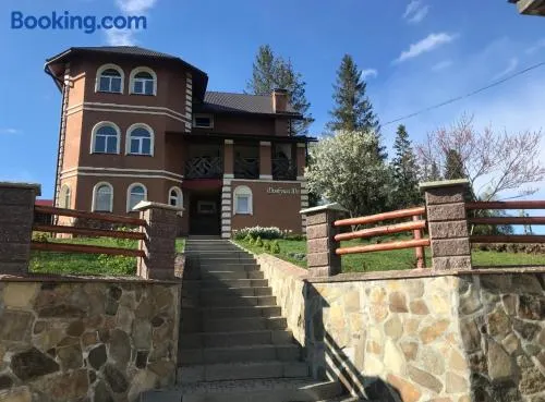 Milana Guesthouse - Image 1