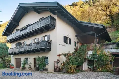 Chambre chez l'habitant avec terrasse | Vue montagne - Image 1