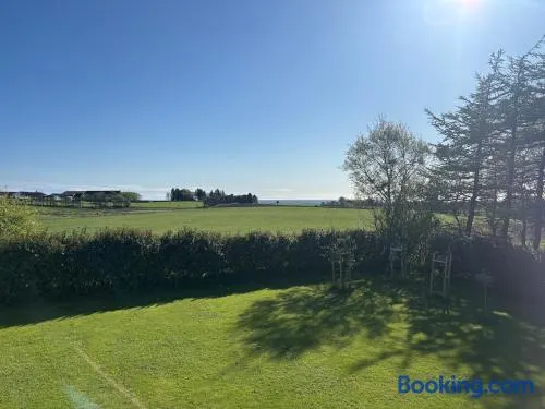 Nice apartment with 2 bedrooms and lovely view - Image 1