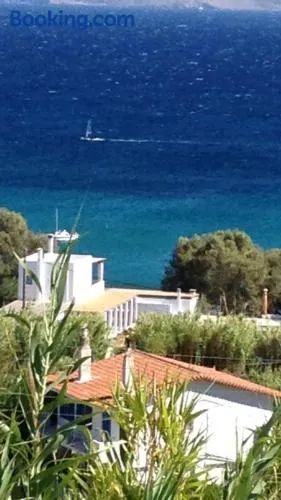 Pipina's Beach Apartment - Image 1