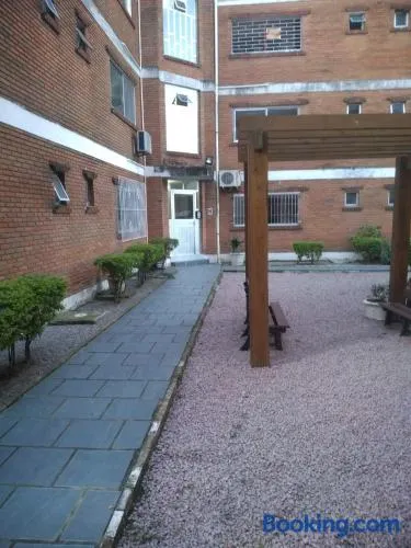Apartamento em Pelotas Centro - Image 1