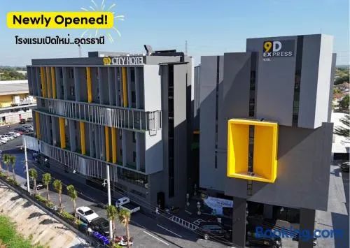 9D City & 9D Express Hotel - Image 1