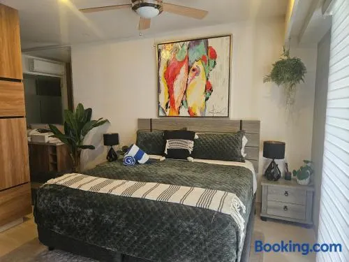 Life Condominiums 320 - Image 1