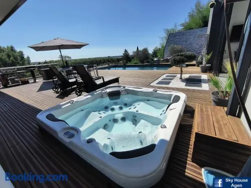 Piscine & Spa Privatif Terrasse sans vis à vis ,,,Sky House Agen,,, - Image 1