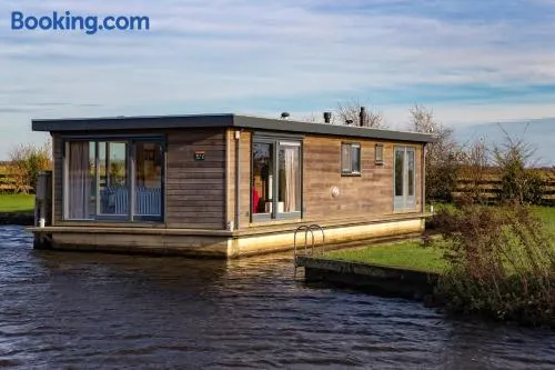 Woonboot Sweltsje - Image 1