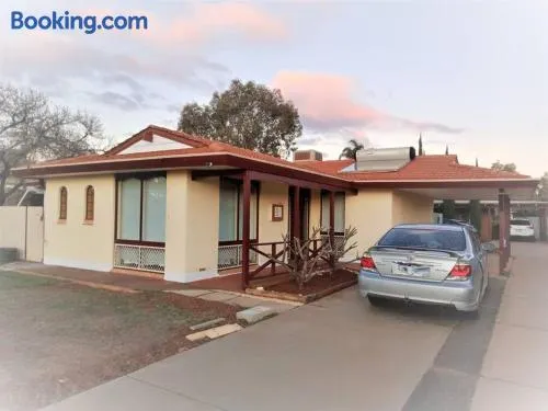 2BR house in West Lamington - Image 1