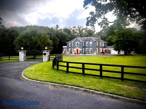 Private Gated Home, 5 bed rms/ensuite, sleeps ten. - Image 1