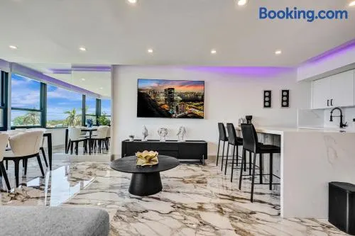 Luxury Beachside 3BR 3BA Condo Resort Amenities Pools Gym and Sauna 620 - Image 1