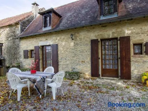 Gîte Archignac, 3 pièces, 4 personnes - FR-1-616-31 - Image 1
