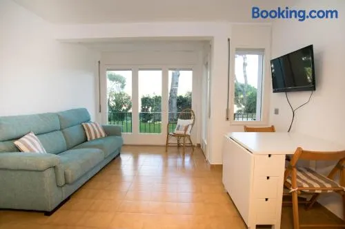 Espectacular apartamento en el corazón de Calella! - Image 1