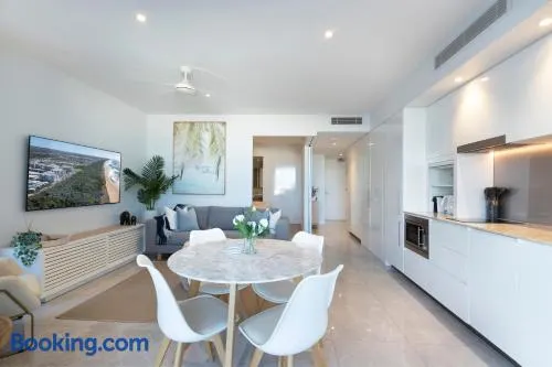 Bokarina Beachfront Apartment - Image 1