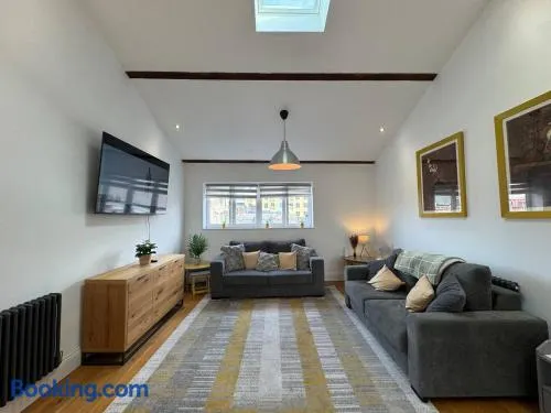Academy Apartments By Elegance Stays - Image 1