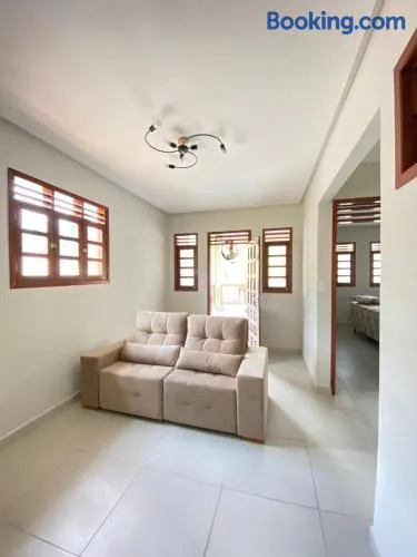 Apartamento de 3 quartos no primeiro andar - Image 1