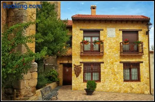 Apartamentos Rurales Señora Clara - Image 1