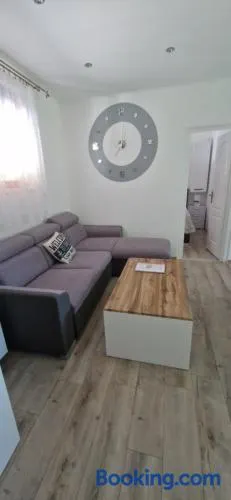 Rozmaring Apartman Csopak - Image 1
