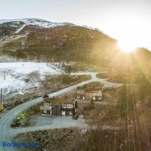 Bjørkelia Lodge - Image 1