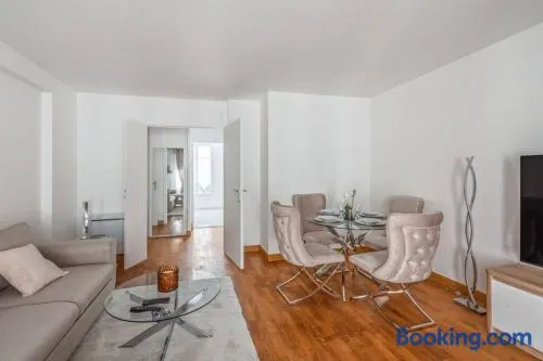 Cour royal apartment near Disneyland BMYGUEST - Image 1