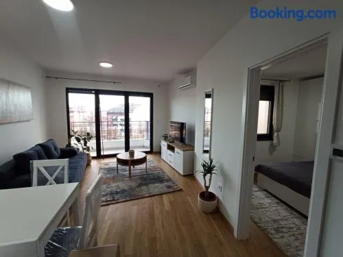 Apartman V Kragujevac - Image 1