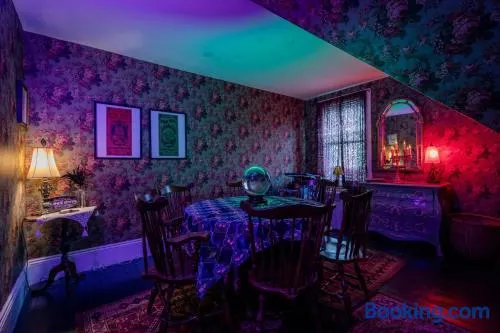 Friendship House - Image 1