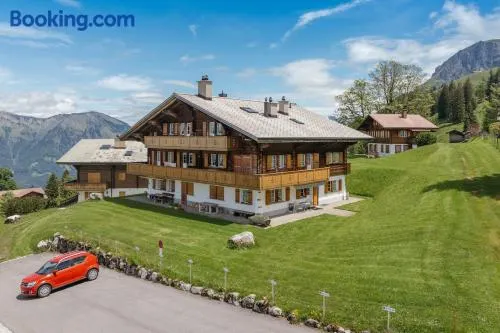Charming apartment in a Chalet house - Image 1